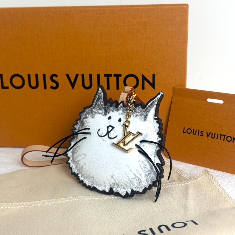 LOUIS VUITTON X Grace Coddington聯名Cat吊飾-4