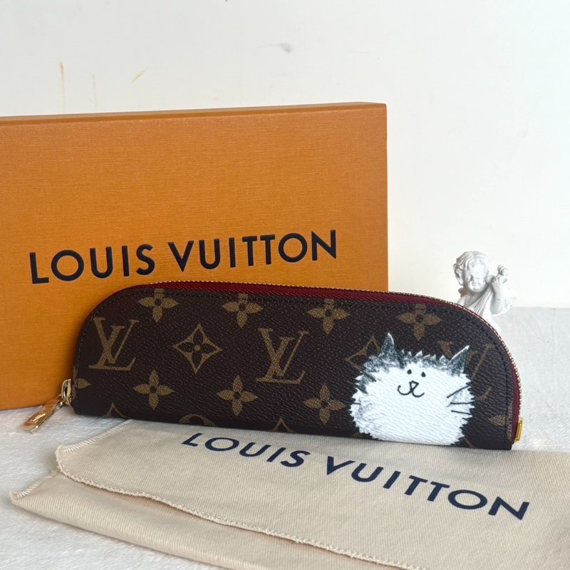 LOUIS VUITTON X Grace Coddington聯名Charlotte 筆袋-0