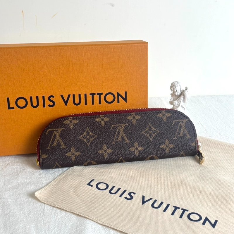 LOUIS VUITTON X Grace Coddington聯名Charlotte 筆袋-1