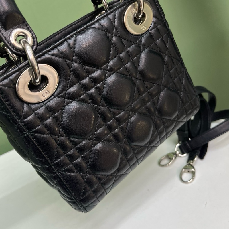 Dior迪奧黑銀翻蓋皮肩帶3格戴妃包-5