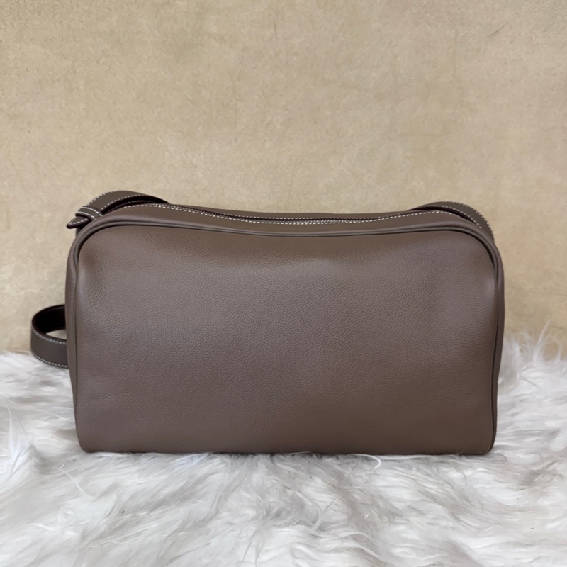 Hermes Petit Courrier 18大象灰銀釦Evercolor斜背包 W刻 男女通用-1