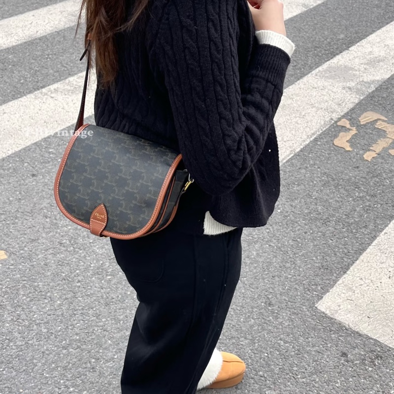 🈶購證 #Lisa及各大明星同款 #全網最低💰 Celine老花凱旋門FOLCO馬鞍包-7