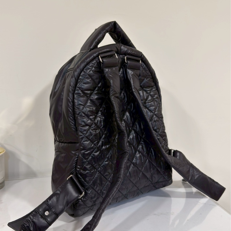 輕便實用❤️‍🔥超低價😍Chanel香奈兒黑色格紋泡芙空氣後背包雙肩包🎒-8