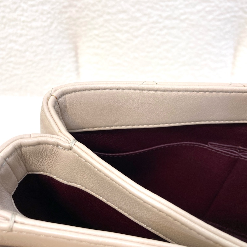 Chanel香奈兒奶茶色羊皮TrendyCC手提側背包三層翻蓋淡金釦經典菱格A92236-18