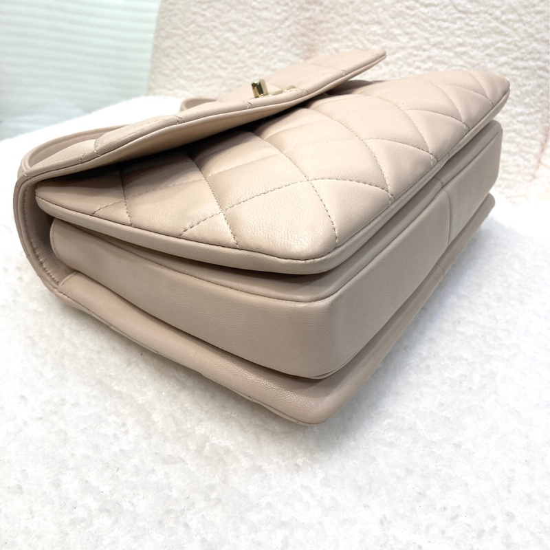 Chanel香奈兒奶茶色羊皮TrendyCC手提側背包三層翻蓋淡金釦經典菱格A92236-21