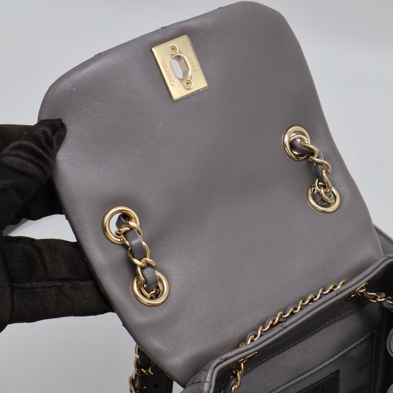 CHANEL Duma小羊皮後背包 - 小號深灰金-9