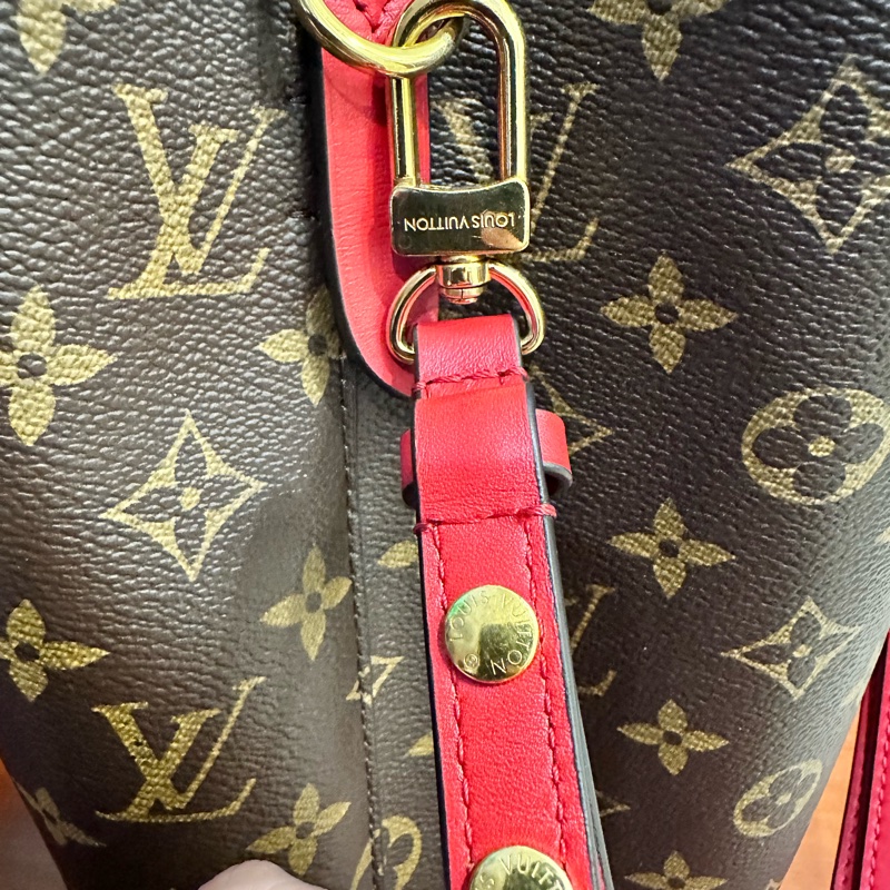 LV NeoNoe MM熱門老花水桶包-8
