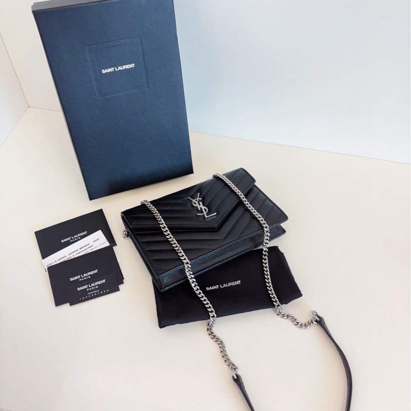 【99新🆕】YSL 新款扣 黑色銀扣荔枝皮 V紋信封包 woc 斜挎包 單肩包-6