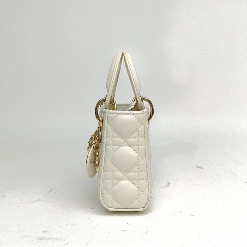 DIOR LadyDior戴妃包超迷你12白色羊皮金扣2021肩背包-1