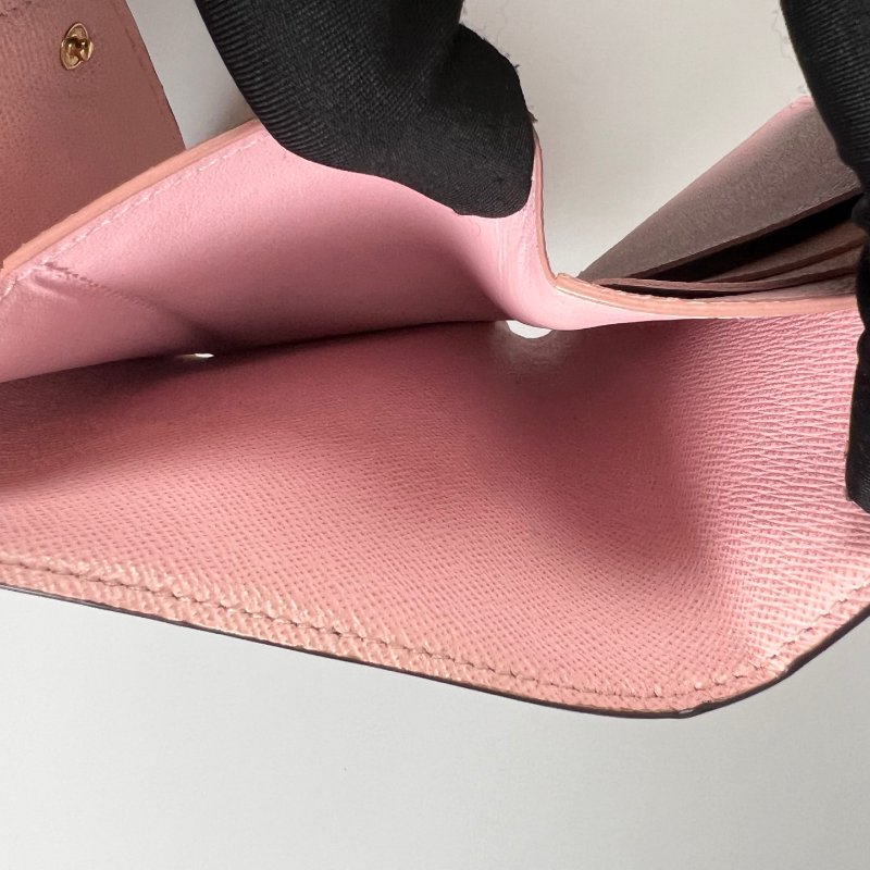 LV M62360  老花粉紅Victorine短夾-5