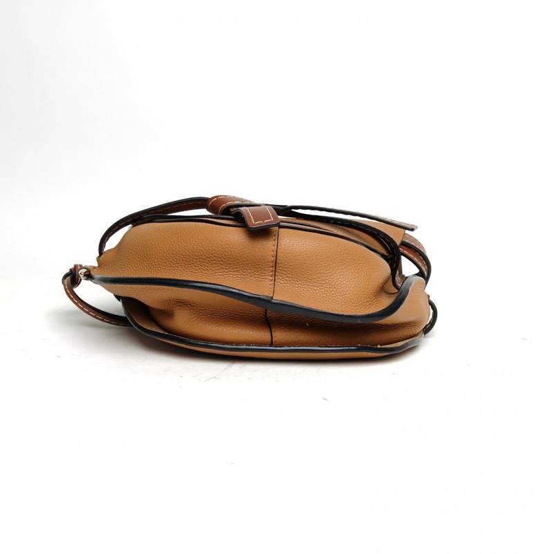 LOEWE Gate馬鞍斜跨包小號金棕色牛皮肩背包-3