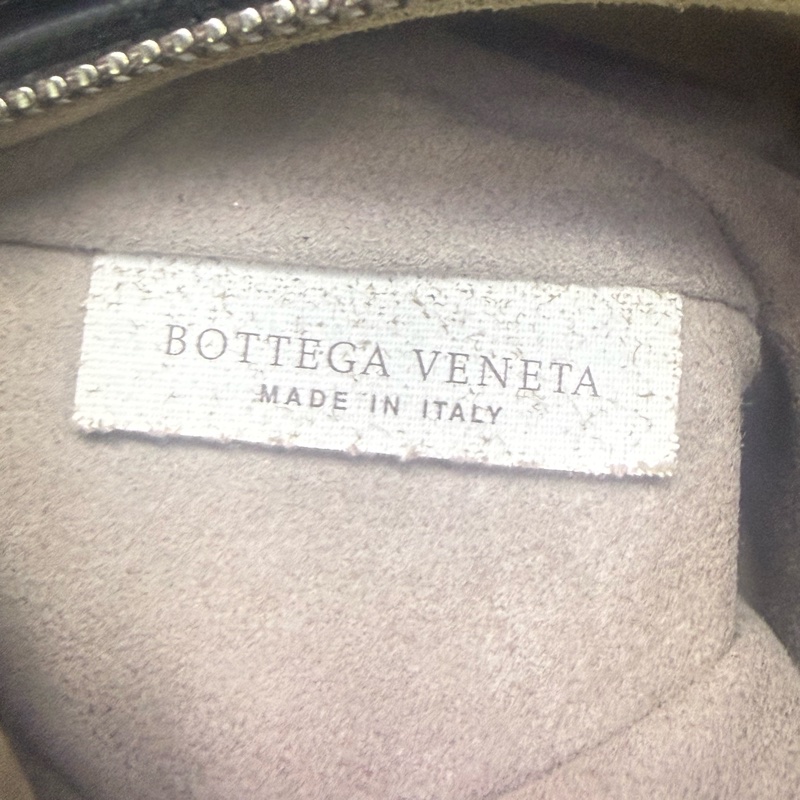 Bottega Veneta 斜孭袋或者肩帶袋-10