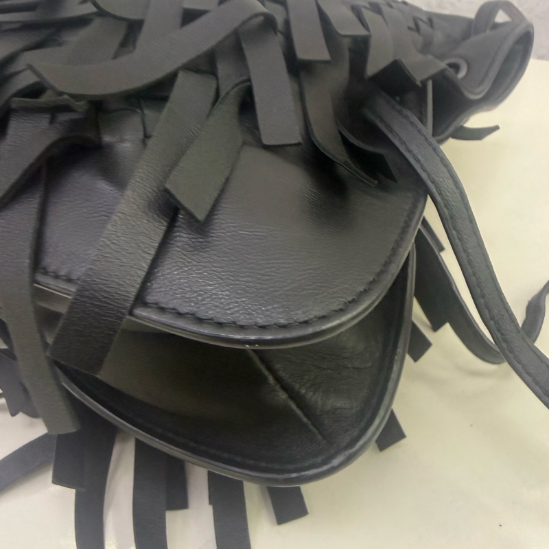 Bottega Veneta 斜孭袋或者肩帶袋-14