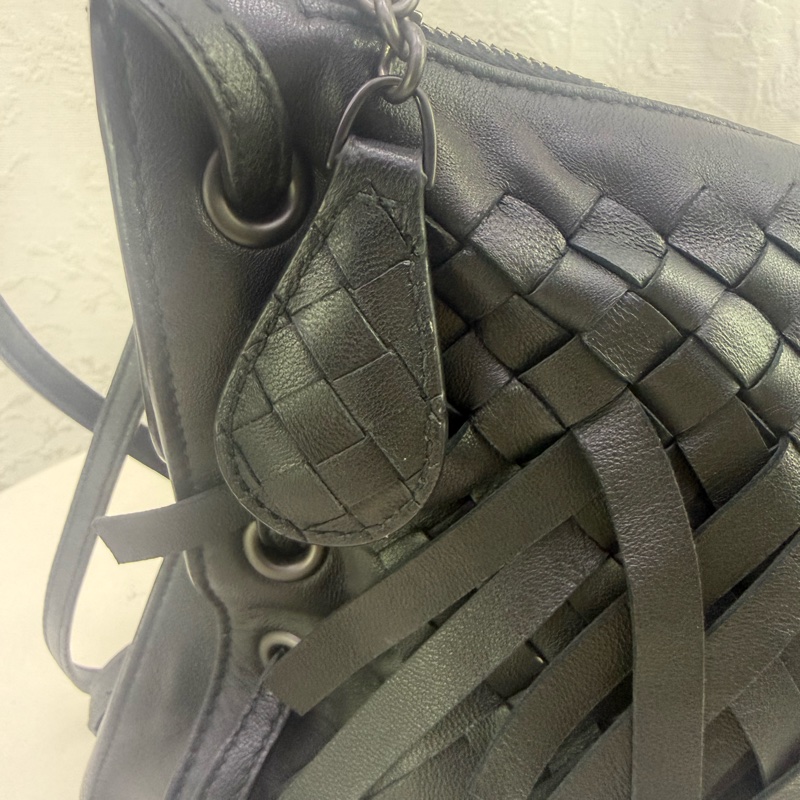 Bottega Veneta 斜孭袋或者肩帶袋-16