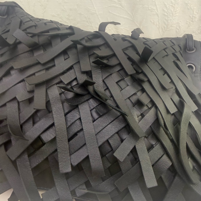 Bottega Veneta 斜孭袋或者肩帶袋-22