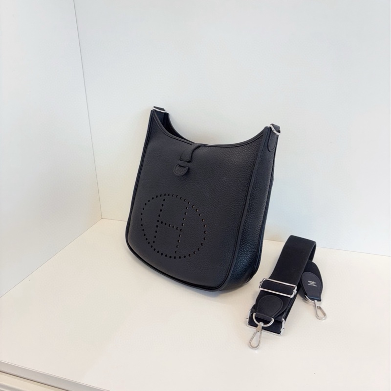 【98新以上🆕】Hermes Evelyne 29 黑銀 伊芙琳 U刻 單肩包-3