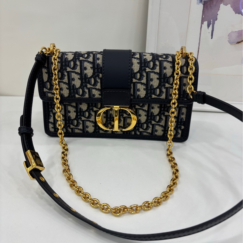 Dior迪奧 Montaigne蒙田30小號 老花鏈包 閒置有購證 尺寸：21.5×6×12cm-1