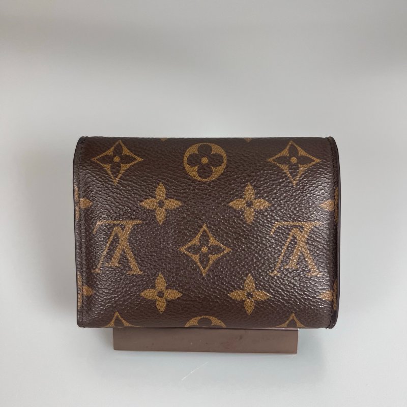 LV M62360 老花粉紅Victorine短夾-1