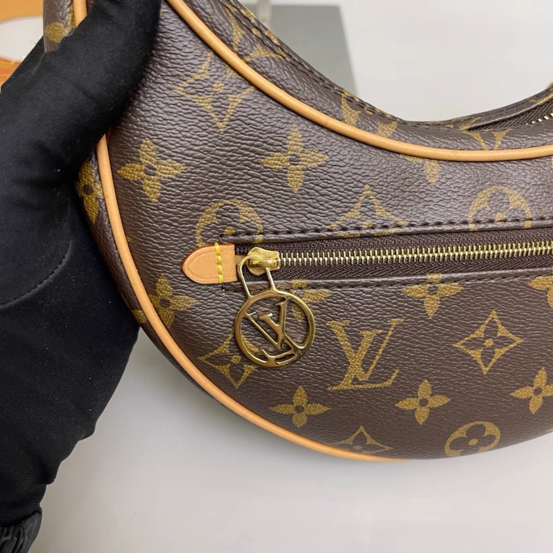 🈶購證 #全配 #芯片款 #櫃上在售🔥 Lv loop月亮腋下包-13