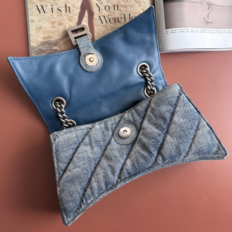 ::BALENCIAGA:: 716351 小款沙漏包絎縫水洗單寧牛仔鏈條包 Crush Small Quilted Denim Shoulder Bag-3