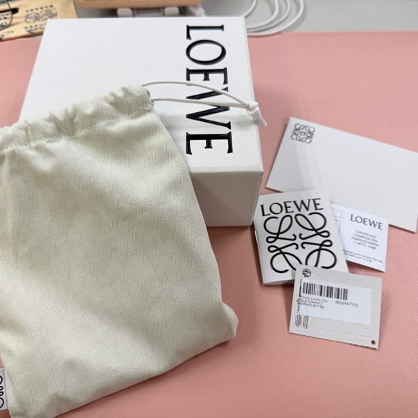 LOEWE-PUZZLE COMPACT短夾-17