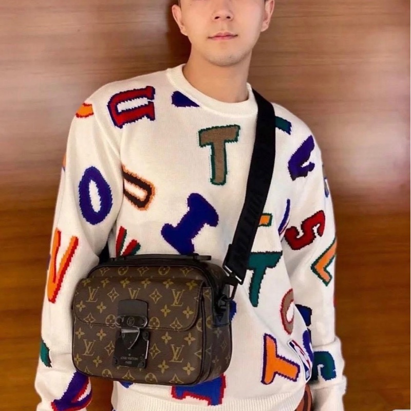 Lv老花S Lock郵差包（台灣專櫃購入）-7