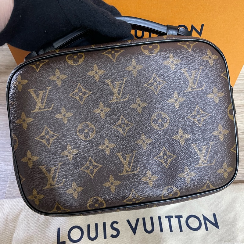 Lv老花S Lock郵差包（台灣專櫃購入）-23