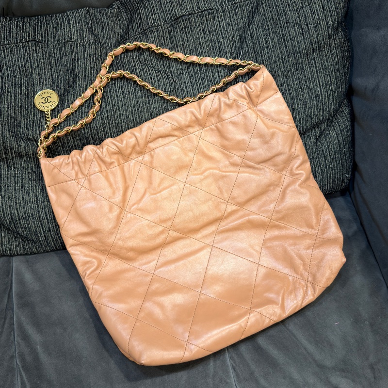 #櫃上在售23萬 #全網最低💰 #99新閒置 香奈兒焦糖棕22bag 芯片款-6