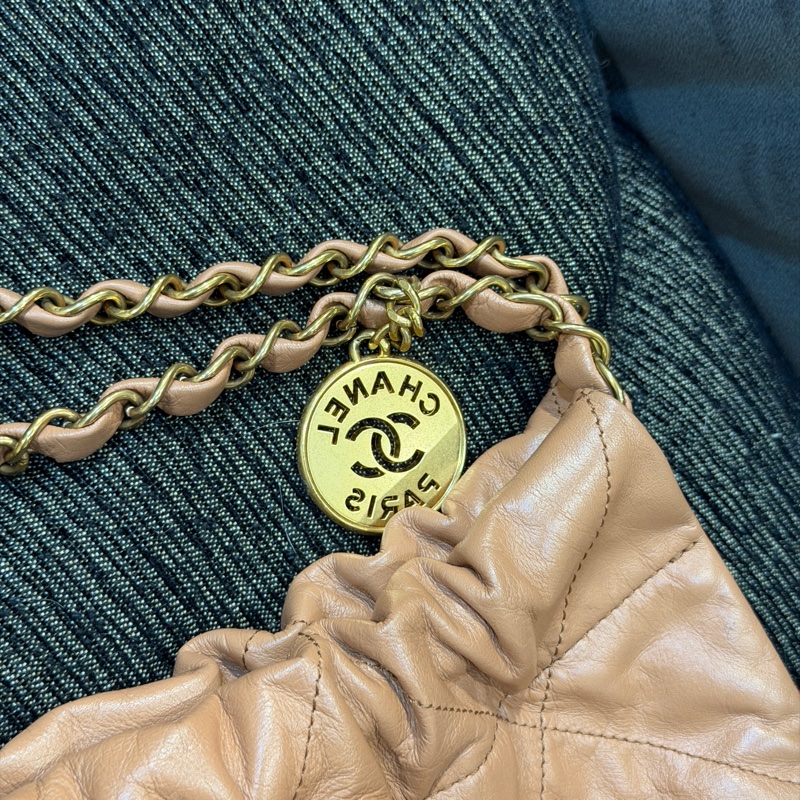 #櫃上在售23萬 #全網最低💰 #99新閒置 香奈兒焦糖棕22bag 芯片款-7