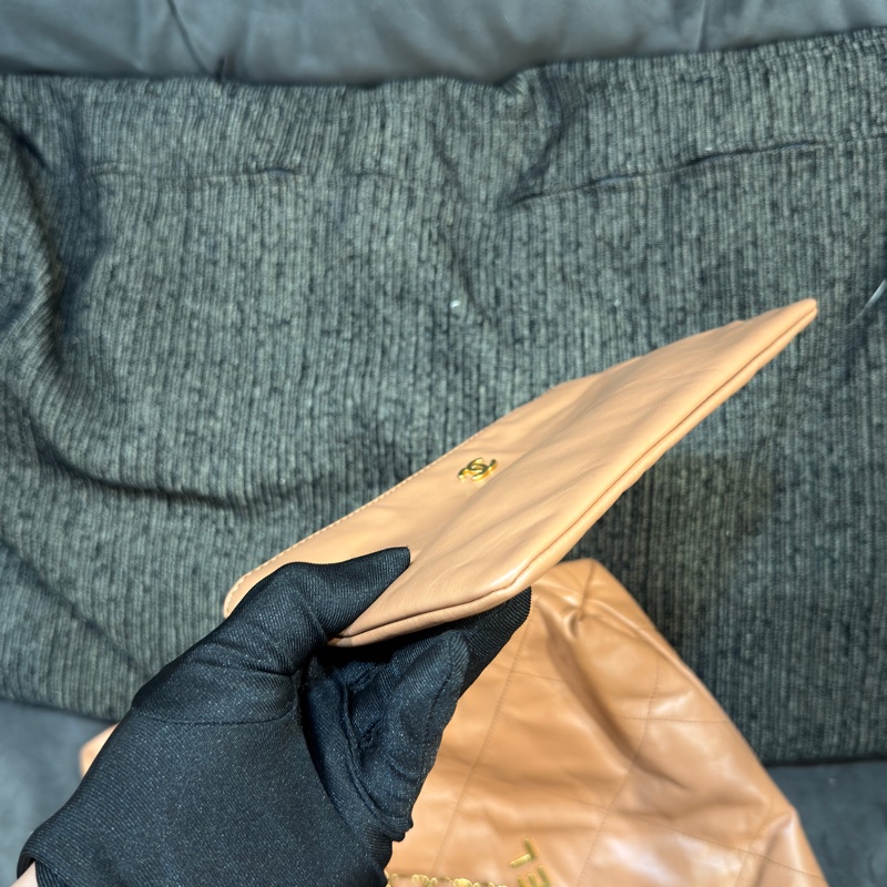 #櫃上在售23萬 #全網最低💰 #99新閒置 香奈兒焦糖棕22bag 芯片款-14