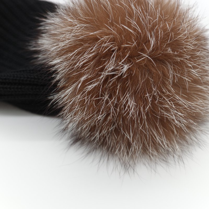 Moncler 蒙克萊 經典標誌 黑色 毛球 羊毛標誌 羅紋針織毛帽-15