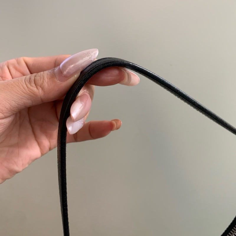 98新Prada 普拉達 hobo腋下包 超級好用的一款 輕便能裝 白標25 意大利製造-2