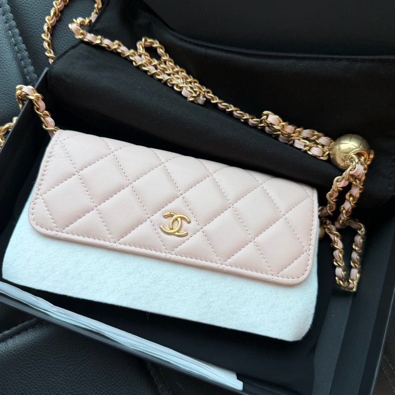 CHANEL 櫻花粉［超低價］金球手機包🫰🏻有購證 卡片零錢手機妥當當-2