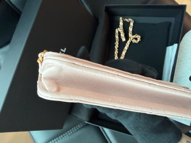 CHANEL 櫻花粉［超低價］金球手機包🫰🏻有購證 卡片零錢手機妥當當-11