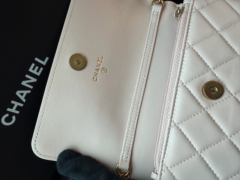 CHANEL 櫻花粉［超低價］金球手機包🫰🏻有購證 卡片零錢手機妥當當-16