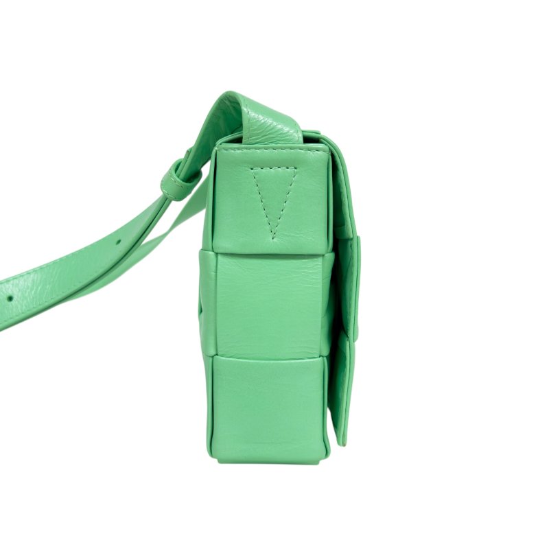 BOTTEGA VENETA Cassette 斜揹袋-6