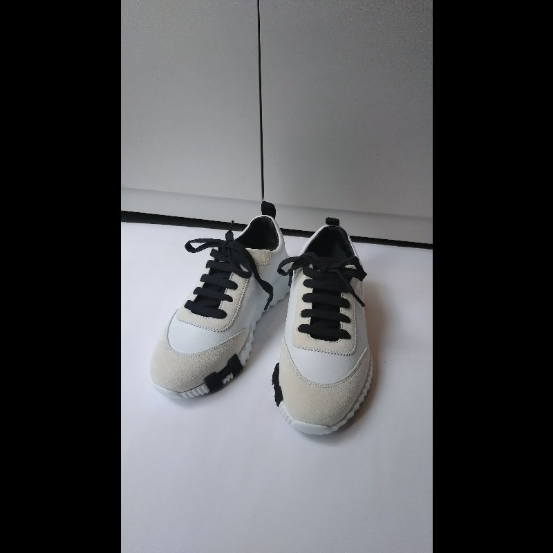 Hermes 白色皮革黑H休閒鞋 happy 熊貓配色-0