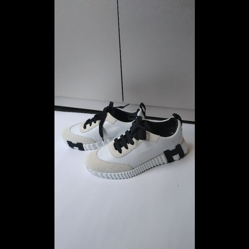 Hermes 白色皮革黑H休閒鞋 happy 熊貓配色-1