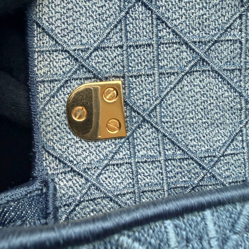 《超低價》 Dior 牛仔漸變藍 🩵美到不行啊！！-17