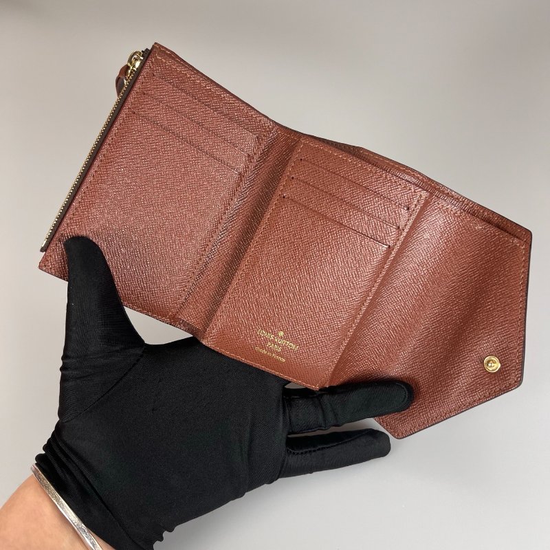 LV M62472 老花咖Victorine短夾-4