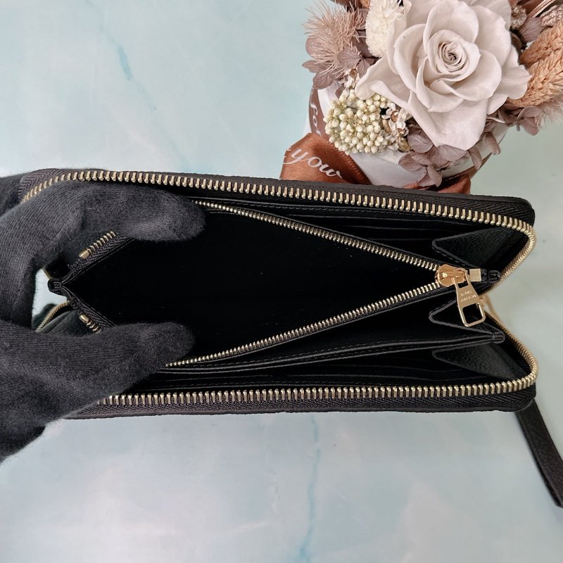 LV 全新Monogram皮革拉鍊長夾-6