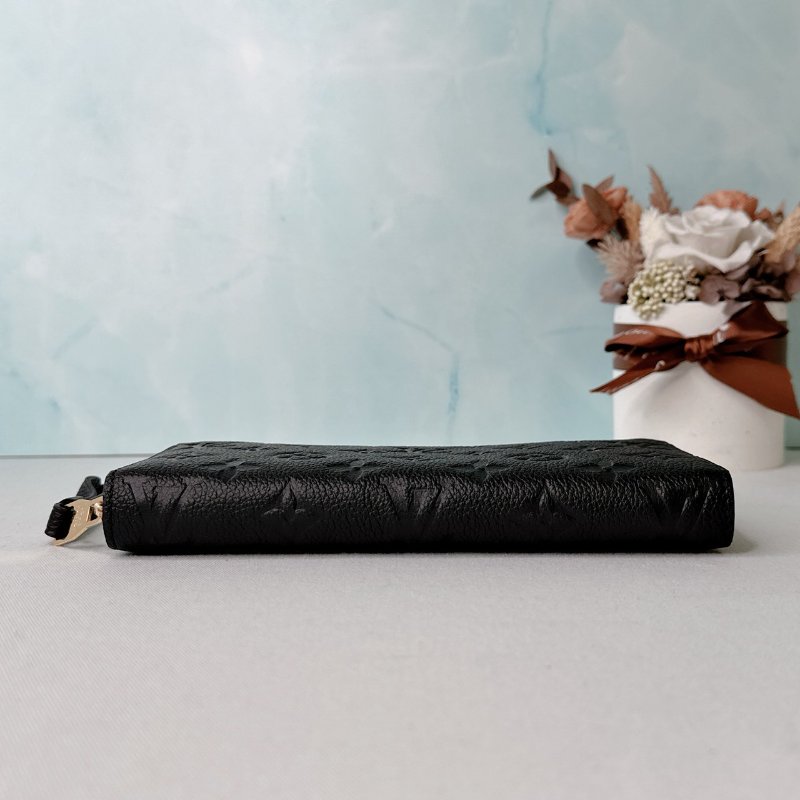 LV 全新Monogram皮革拉鍊長夾-7