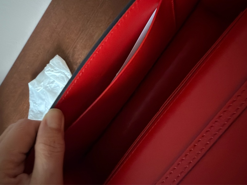 CHRISTIAN LOUBOUTIN 紅色牛皮壓鱷魚紋手提肩背兩用包-12