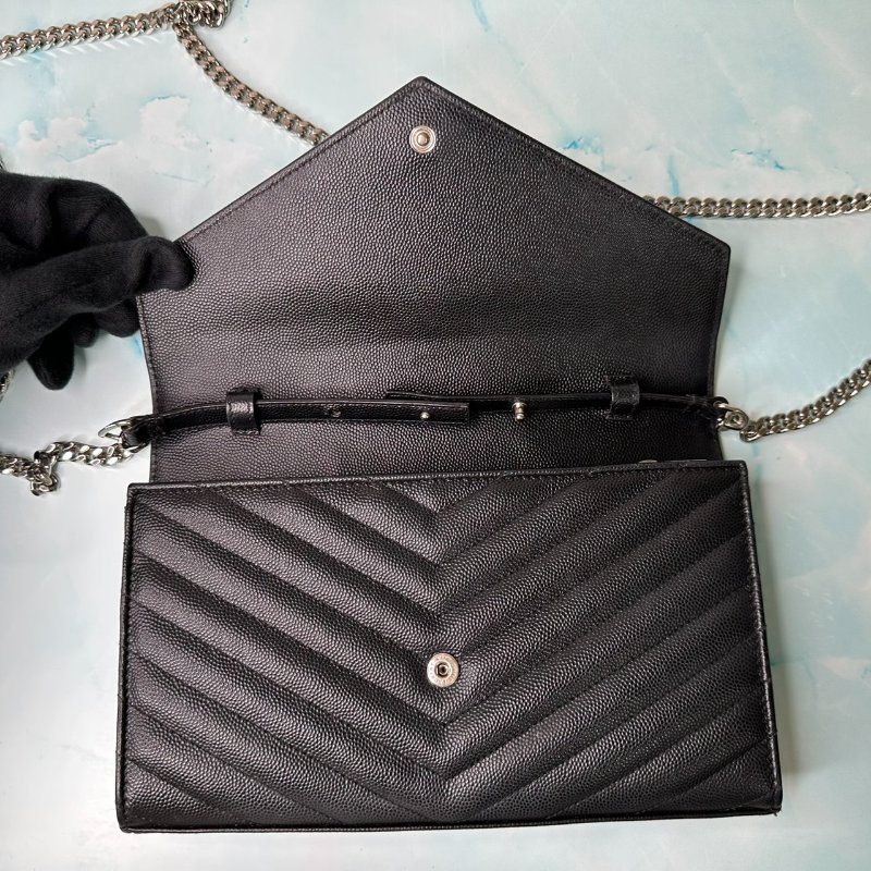 YSL 經典黑銀信封woc鏈帶包-4