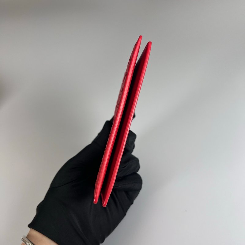 BV 紅小編織護照夾-4