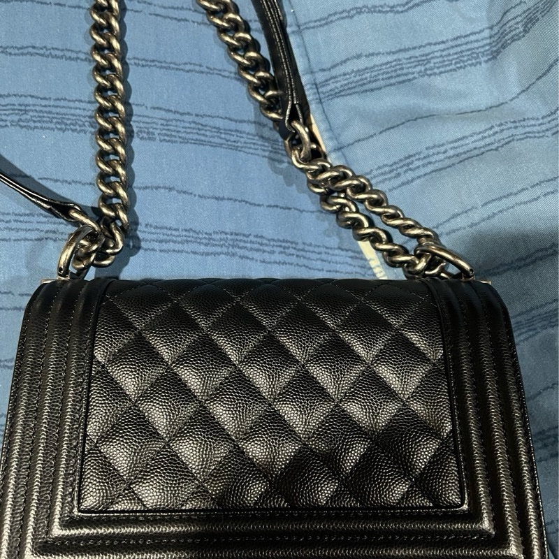 （近全新）香奈兒晶片款boy20-9