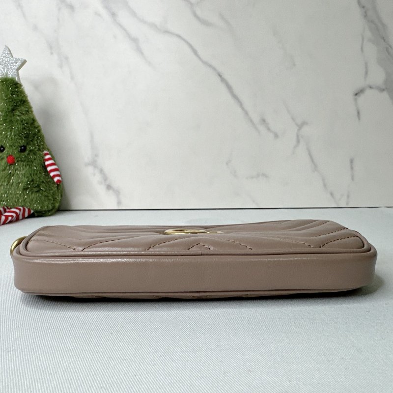 GUCCI Marmont Mini手機包-7