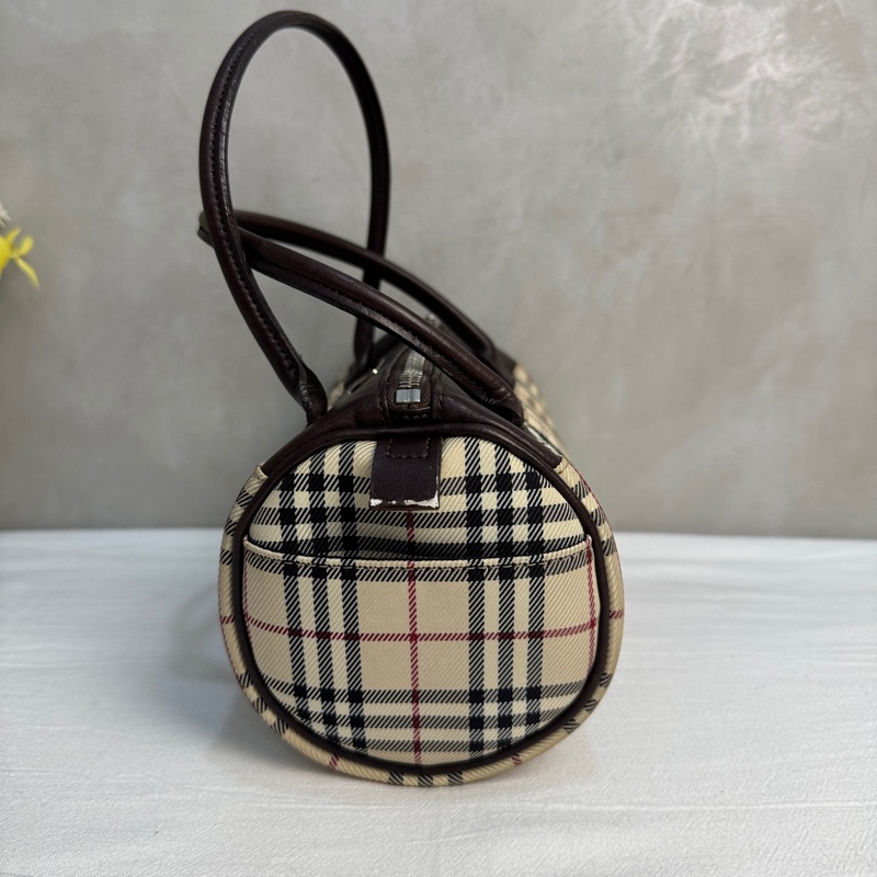 Burberry 經典格紋圓筒包-5