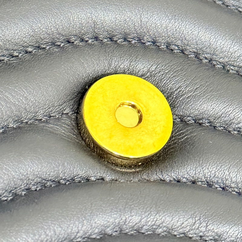 9新✨賠售超甜賣🫶🏻L V全皮款🖤new wave黑色牛皮 翻蓋肩背包-15