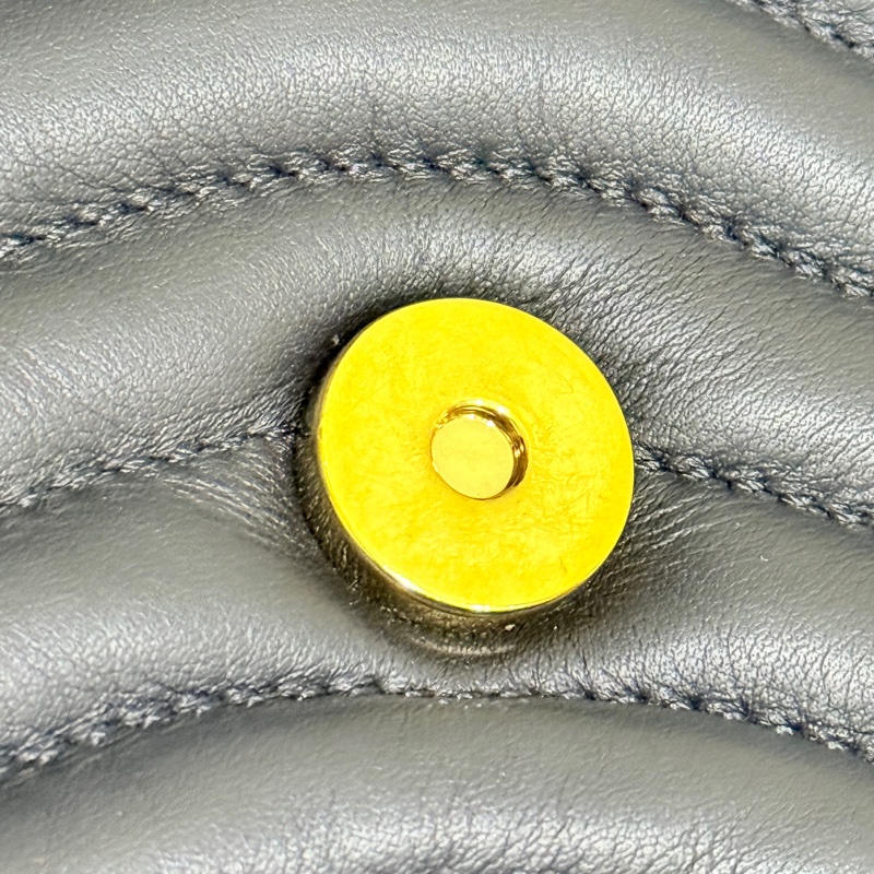 9新✨賠售超甜賣🫶🏻L V全皮款🖤new wave黑色牛皮 翻蓋肩背包-16